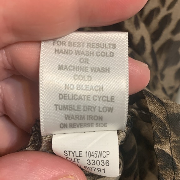 Sheer Leopard Blouse - Picture 9 of 11